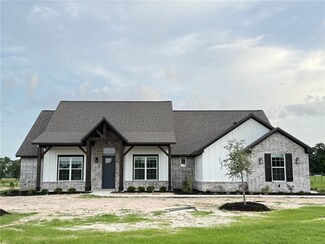 3201 Hunters Crossing Trail, Bryan, TX 77808
