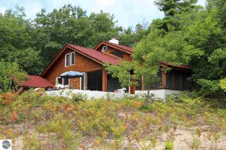 12890 N Forest Beach Shores Rd, Northport, MI 49670