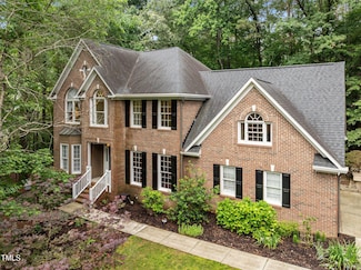 1004 Staffield Ln, Chapel Hill, NC 27516