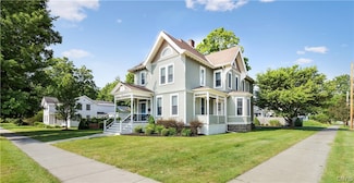 30 Maple Ave, Hamilton, NY 13346