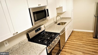 11818 Breton Ct Unit 1A, Reston, VA 20191