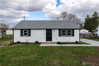 104 Ludlow St, Laura, OH 45337