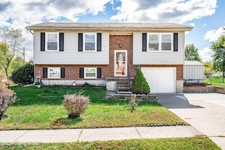 1530 Amber Ct, Radcliff, KY 40160