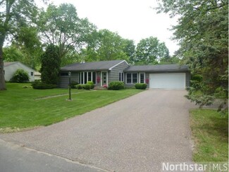 3634 Therese St, Wayzata, MN 55391