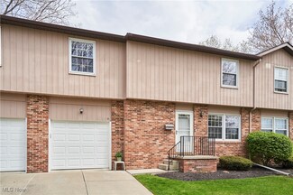 6789 Brookhaven Dr, Mentor, OH 44060