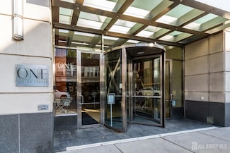 1 Spring St Unit 805, New Brunswick, NJ 08901