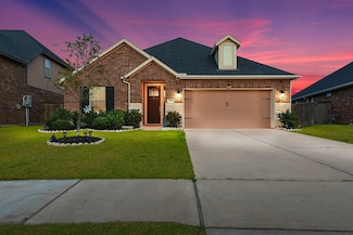1907 Village Orchard Ln, Brookshire, TX 77423
