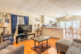 515 S Landing Rd Unit 1, Crowley Lake, CA 93546