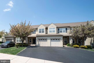 16 Arbor Cir, Colmar, PA 18915