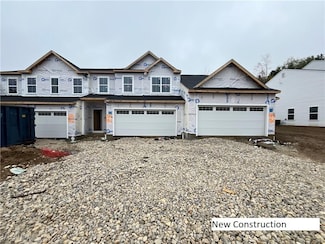 3472 Bushwillow Dr, Uniontown, OH 44685