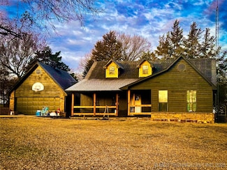 39767 Cedar Hills Cir, Howe, OK 74940