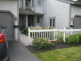 105 Midlake Cir, East Syracuse, NY 13057