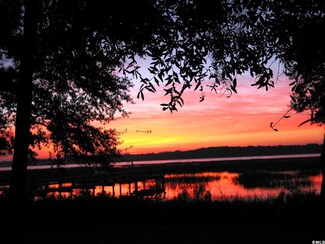 635 Fort Frederick Ln, Port Royal, SC 29935