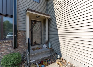 726 51st Ave Unit 20, East Moline, IL 61244