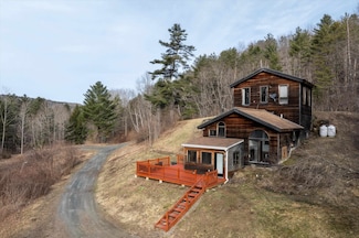 142 Temple Hill Rd, South Royalton, VT 05068