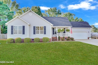 494 Tucker Rd, Grimesland, NC 27837