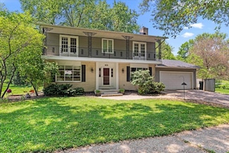 736 Summit Dr, West Bend, WI 53095