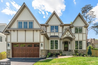 9005 Ridge Ln, Tysons, VA 22182
