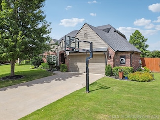 11710 S Willow St, Jenks, OK 74037