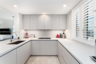 10 Aragon Ave Unit 1505, Coral Gables, FL 33134
