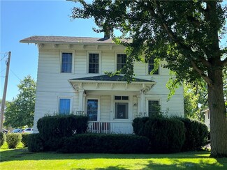 53 2nd St, Geneseo, NY 14454