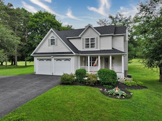 261 East Dr, Walden, NY 12586