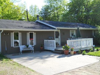 11201 Woody Walker Hill, Mc Nabb, IL 61335