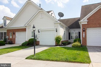 415 Clubside Dr, Taneytown, MD 21787
