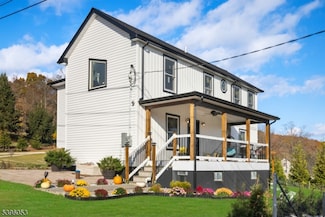 45 Bush St, Oxford, NJ 07863