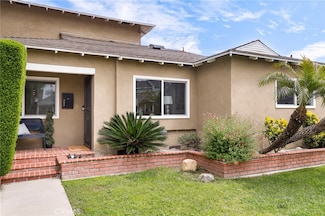 6164 Lorelei Ave, Lakewood, CA 90712