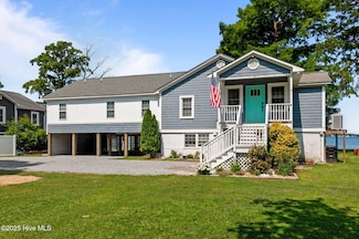 109 Edgewater Beach Rd, Washington, NC 27889