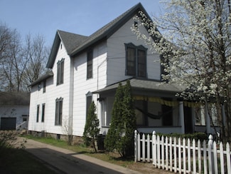 415 Elm St, Kalamazoo, MI 49007