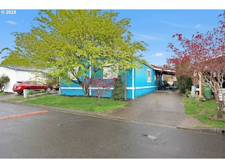 300 S Everest St Unit 13, Newberg, OR 97132