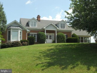 278 Cliffside Dr, Edinburg, VA 22824