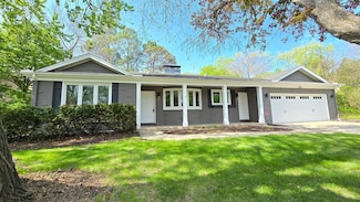 2465 Brunswick Ave N, Golden Valley, MN 55422