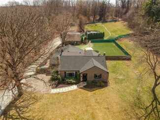 3105 Robinson Run Rd, Mc Donald, PA 15057