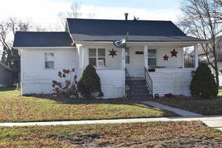 1014 Chase St, Osage, IA 50461