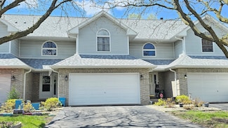 2205 Daffodil Dr, Crest Hill, IL 60403