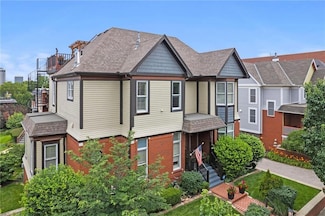 206 E 30th St, Kansas City, MO 64108