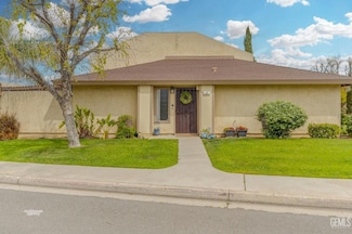 930 Olive Dr Unit 24, Bakersfield, CA 93308