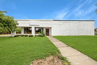 7016 N 76th St, Milwaukee, WI 53223