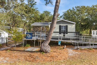 2596 Live Oak Dr SW, Supply, NC 28462