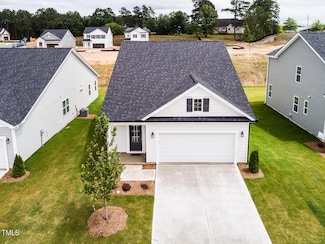 173 Little Creek Dr, Lillington, NC 27546