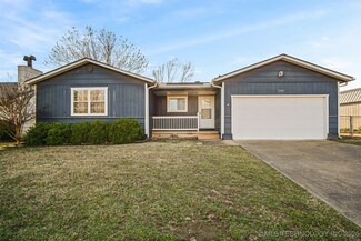 1134 N Hickory Ave, Broken Arrow, OK 74012