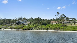 7475 Soundshore Dr, Navarre, FL 32566