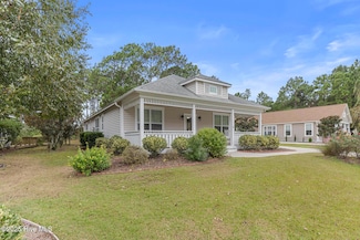 807 Wildflower Dr, Surf City, NC 28445