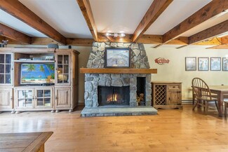 6 Stratton Rd W Unit 6, Winhall, VT 05340