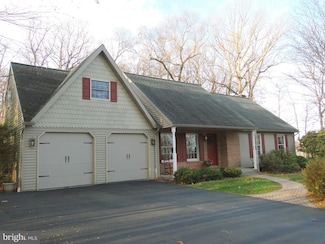 8504 Dogwood Dr, Coopersburg, PA 18036