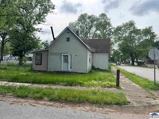 2801 S 13th St, Terre Haute, IN 47802