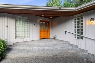 54 Pioneer Dr, Port Ludlow, WA 98365